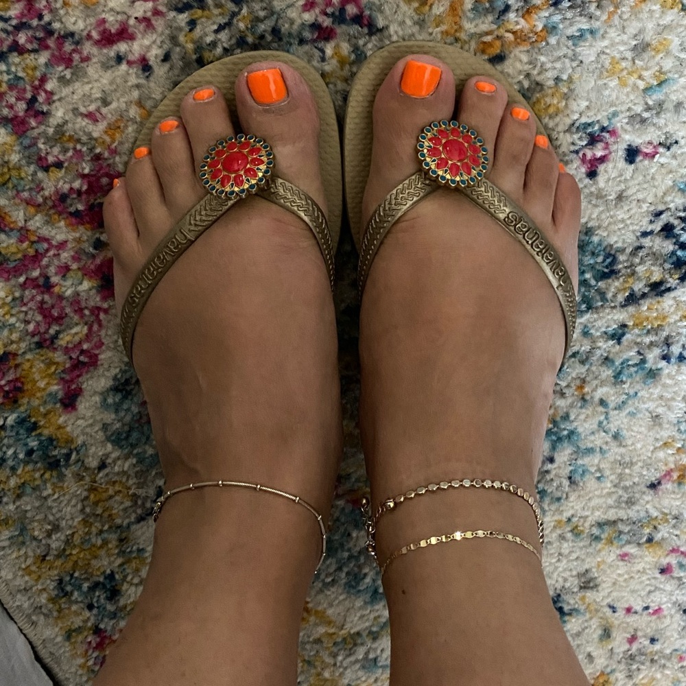 Decorative flip flops